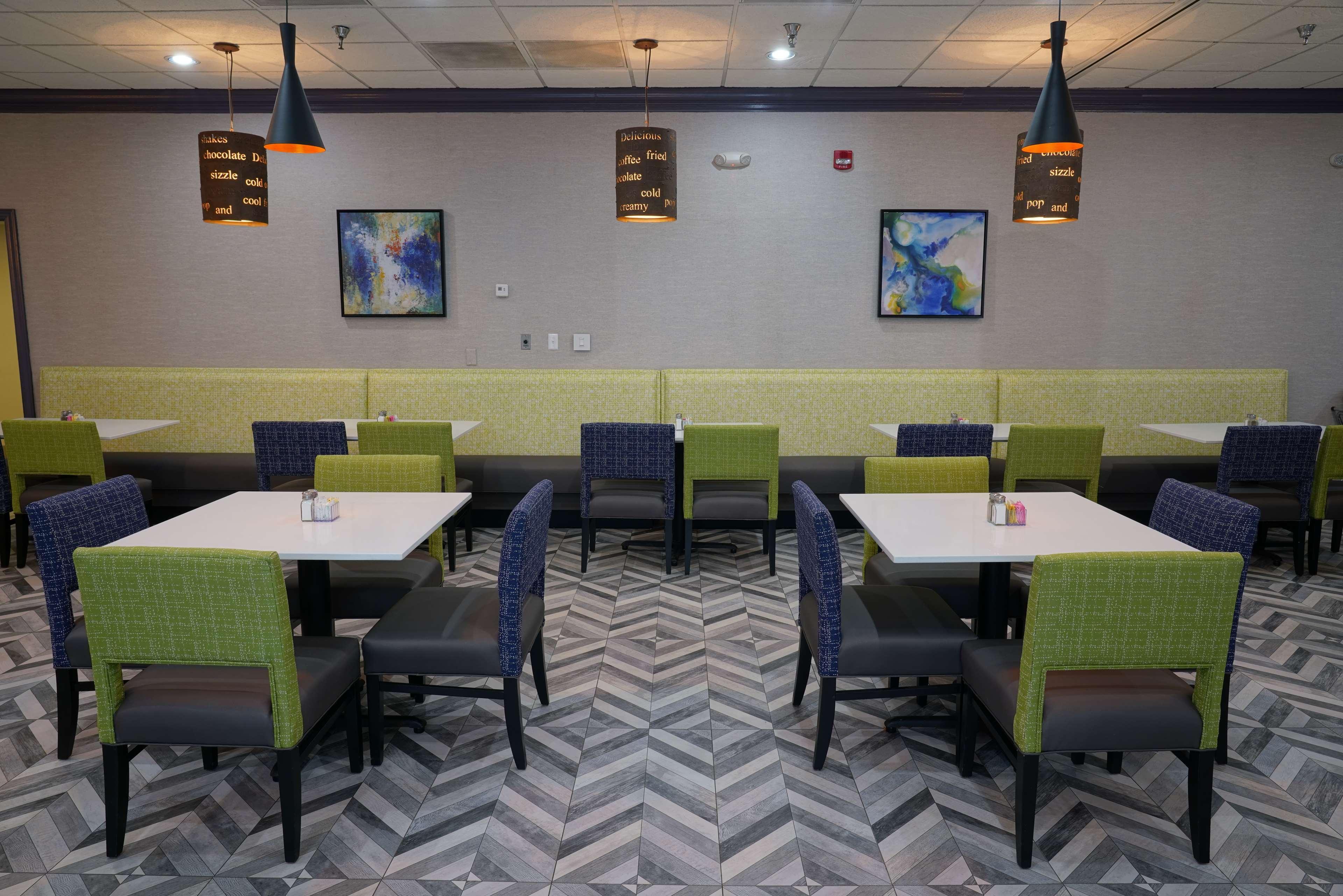 Best Western Plus Morristown Conference Center Bagian luar foto