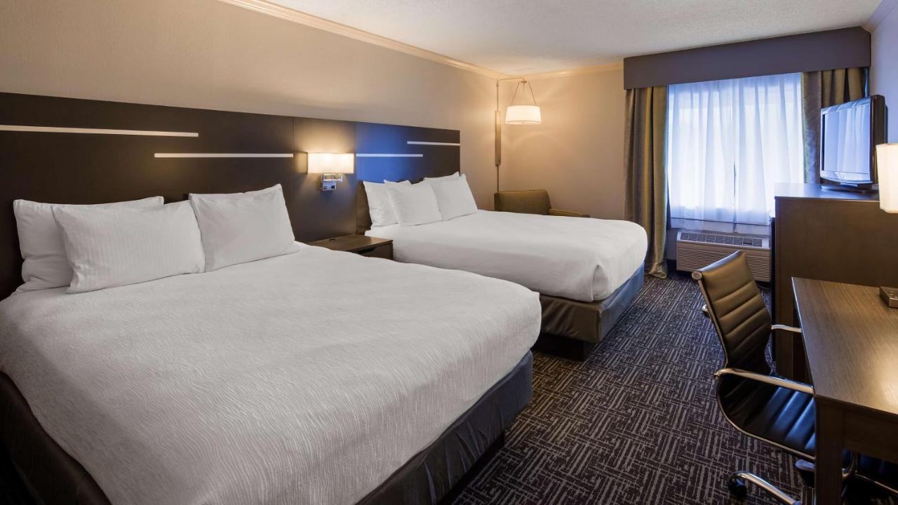 Best Western Plus Morristown Conference Center Bagian luar foto